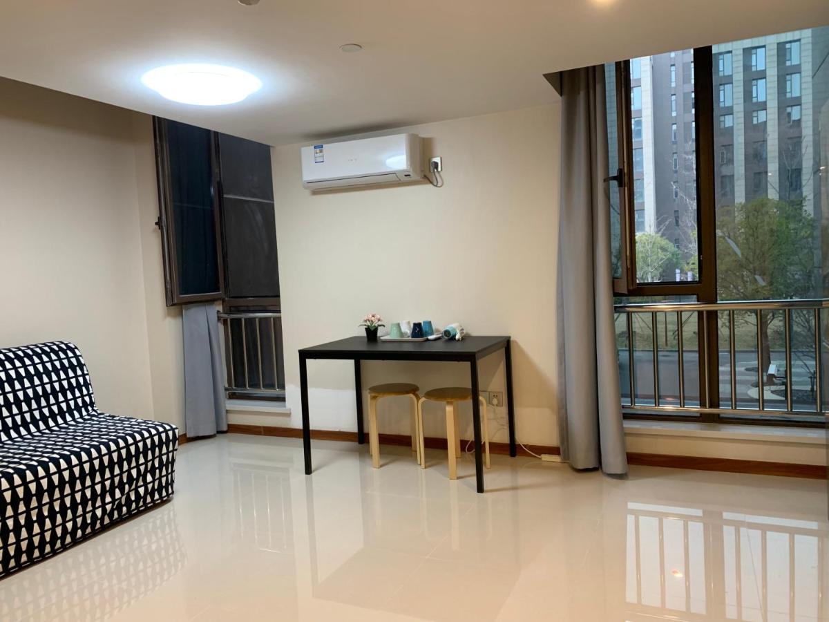 Inestin Shanghai Apt Waigaoqiao Exteriör bild